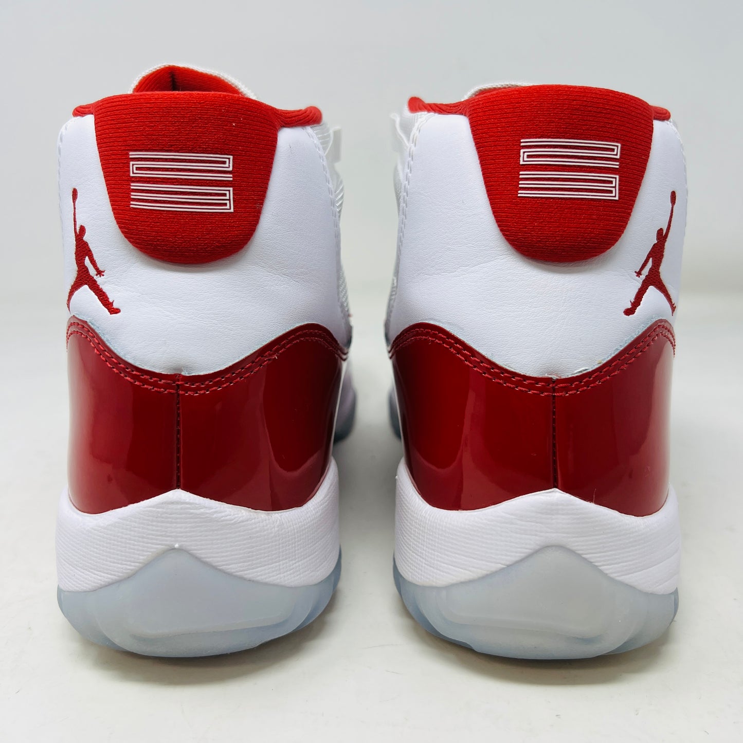 Jordan 11 Retro Cherry (2022)