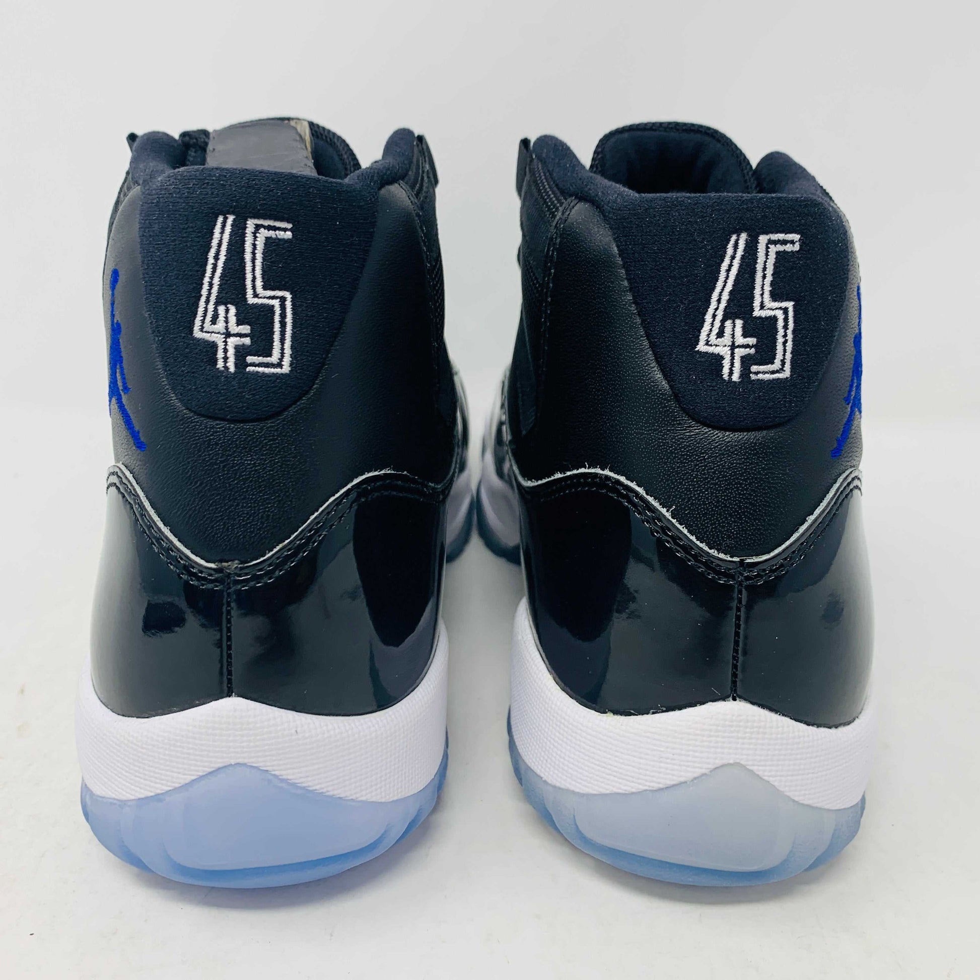 Jordan 11 Space Jam 2016 sneakers, brand new with good box condition, blue and white soles.