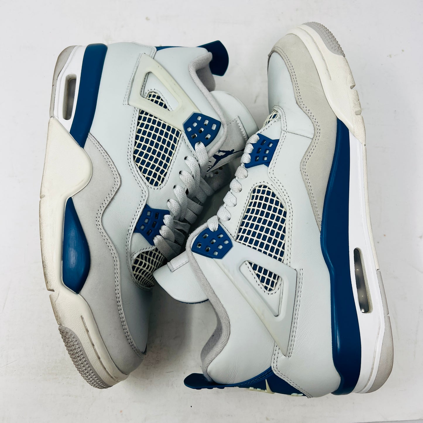 Jordan 4 Retro Military Blue (2024)