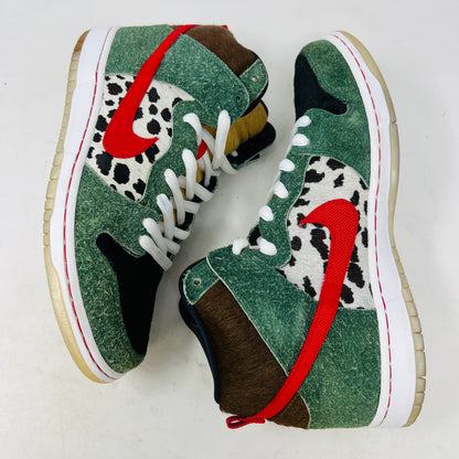 Nike SB Dunk High Dog Walker