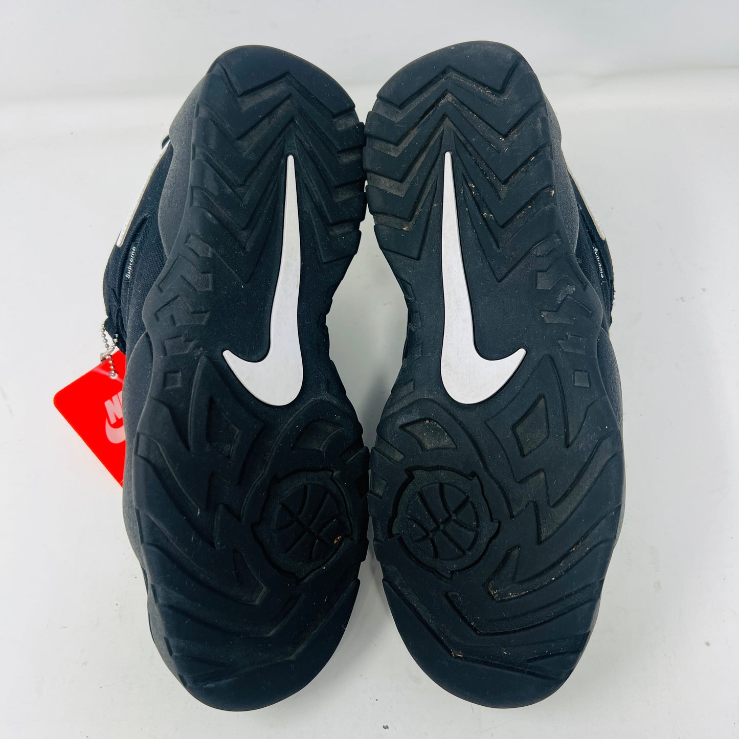 Nike SB Darwin Low Supreme Black
