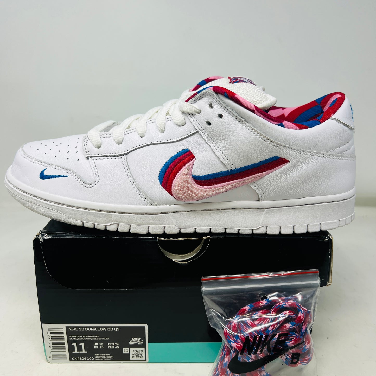 Nike SB Dunk Low Parra