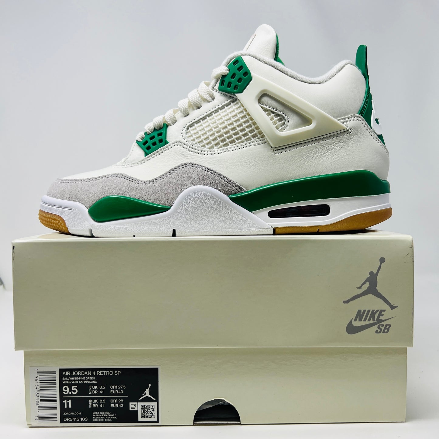 Jordan 4 Retro SB Pine Green