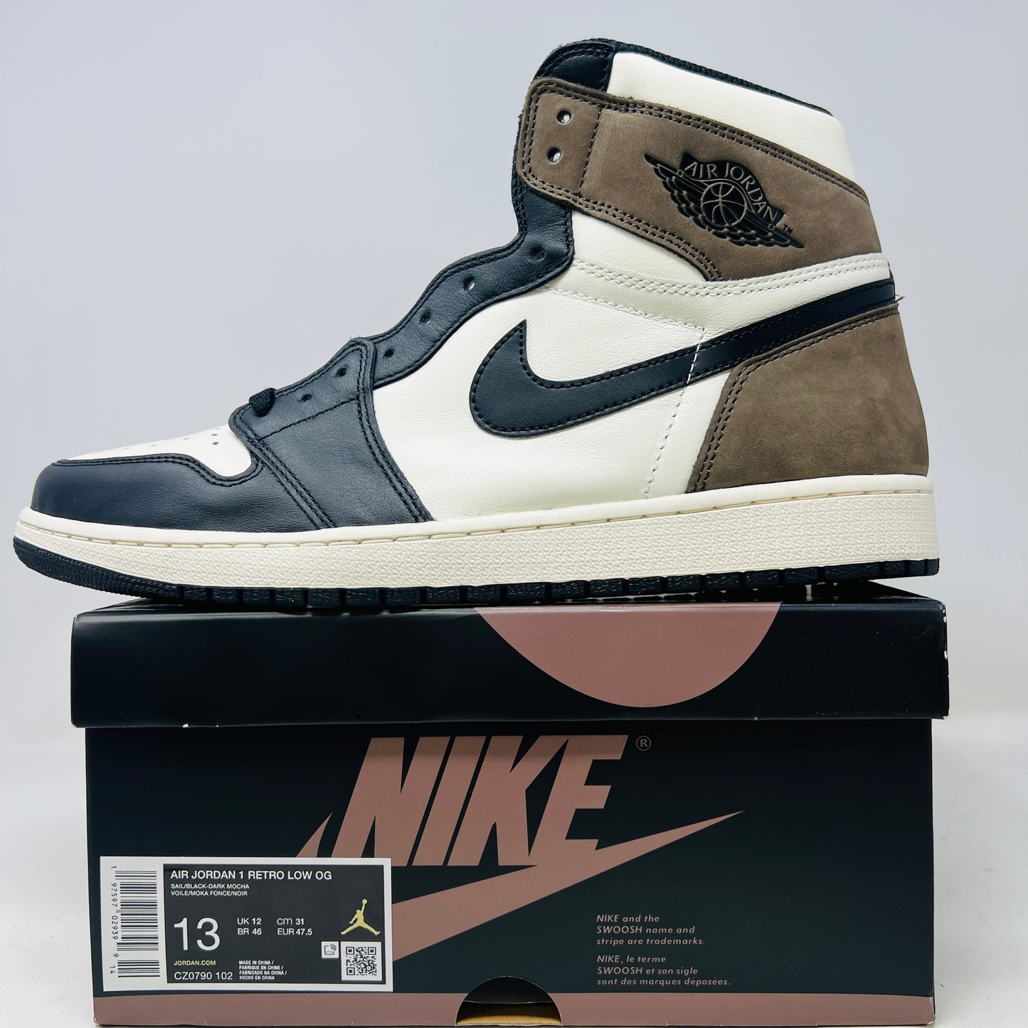 Jordan 1 Retro High Dark Mocha