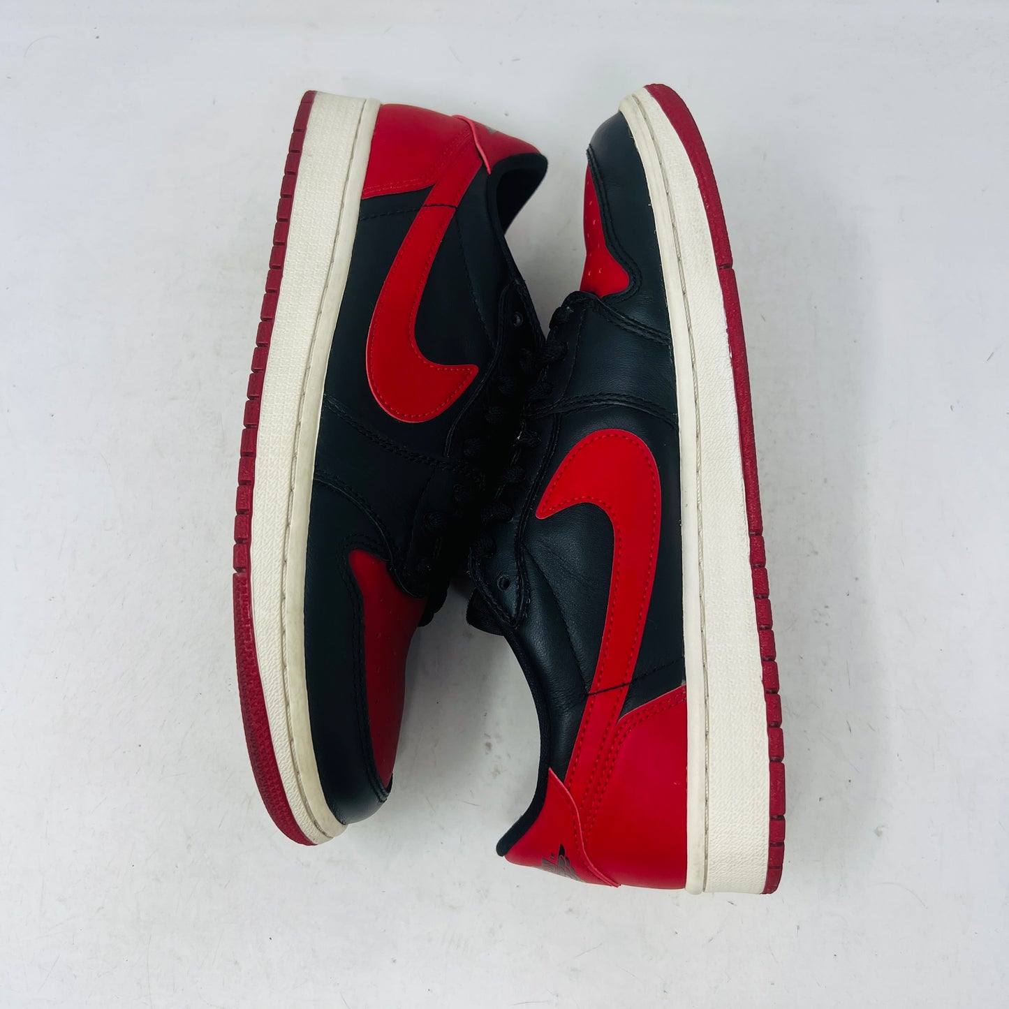 Jordan 1 Retro Low Bred (2015)
