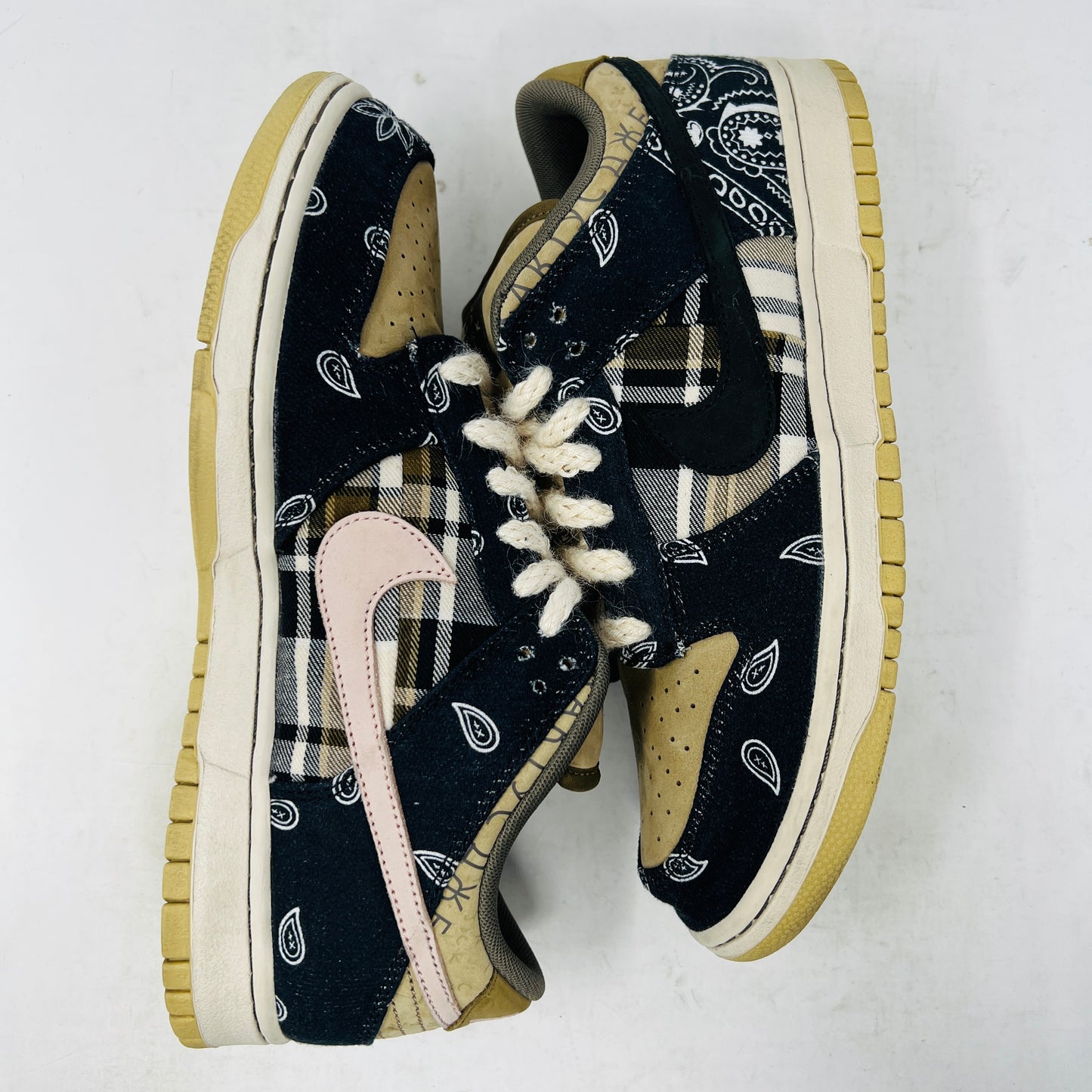Nike SB Dunk Low Travis Scott