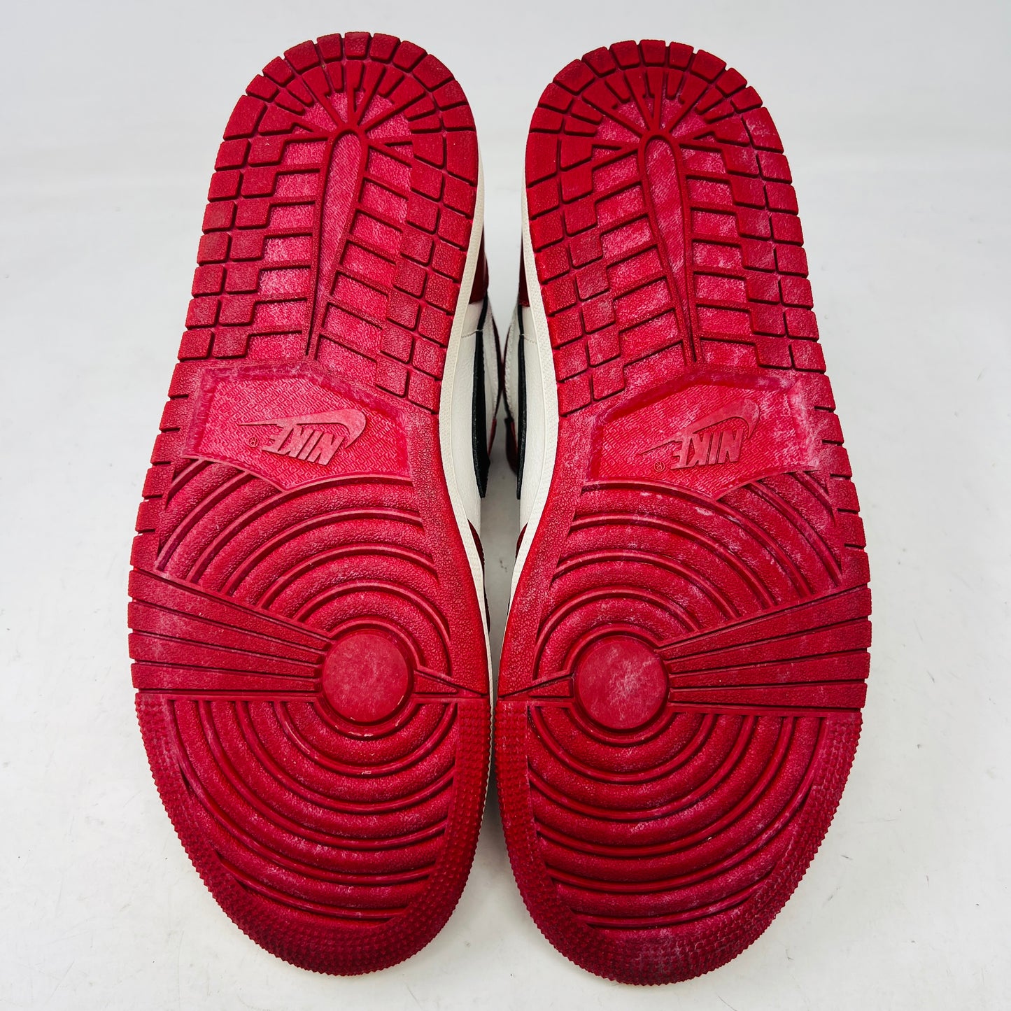 Jordan 1 Retro High OG Chicago Lost and Found