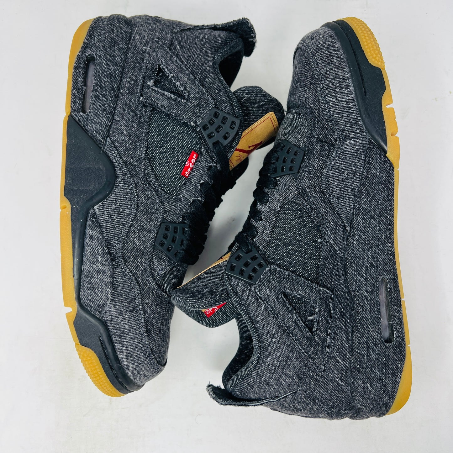 Jordan 4 Retro Levi's Black (Levi's Tag)