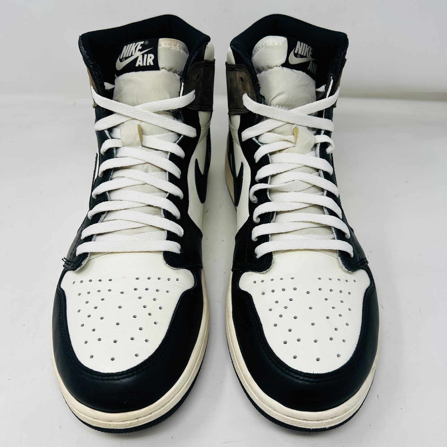 Jordan 1 Retro High Dark Mocha