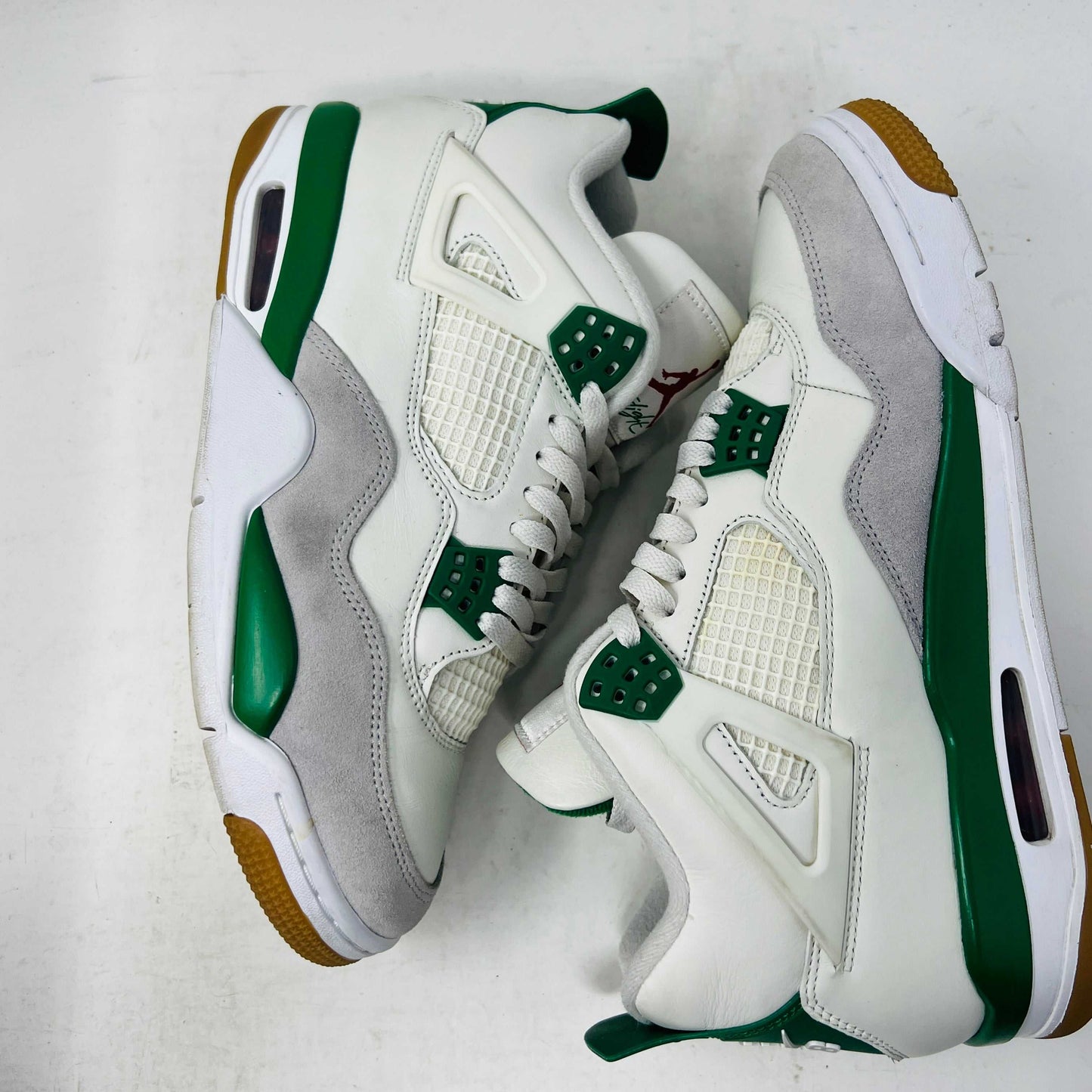 Jordan 4 Retro SB Pine Green