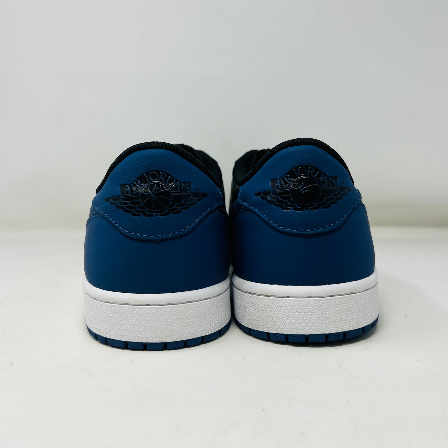 Jordan 1 Retro Low OG Mystic Navy