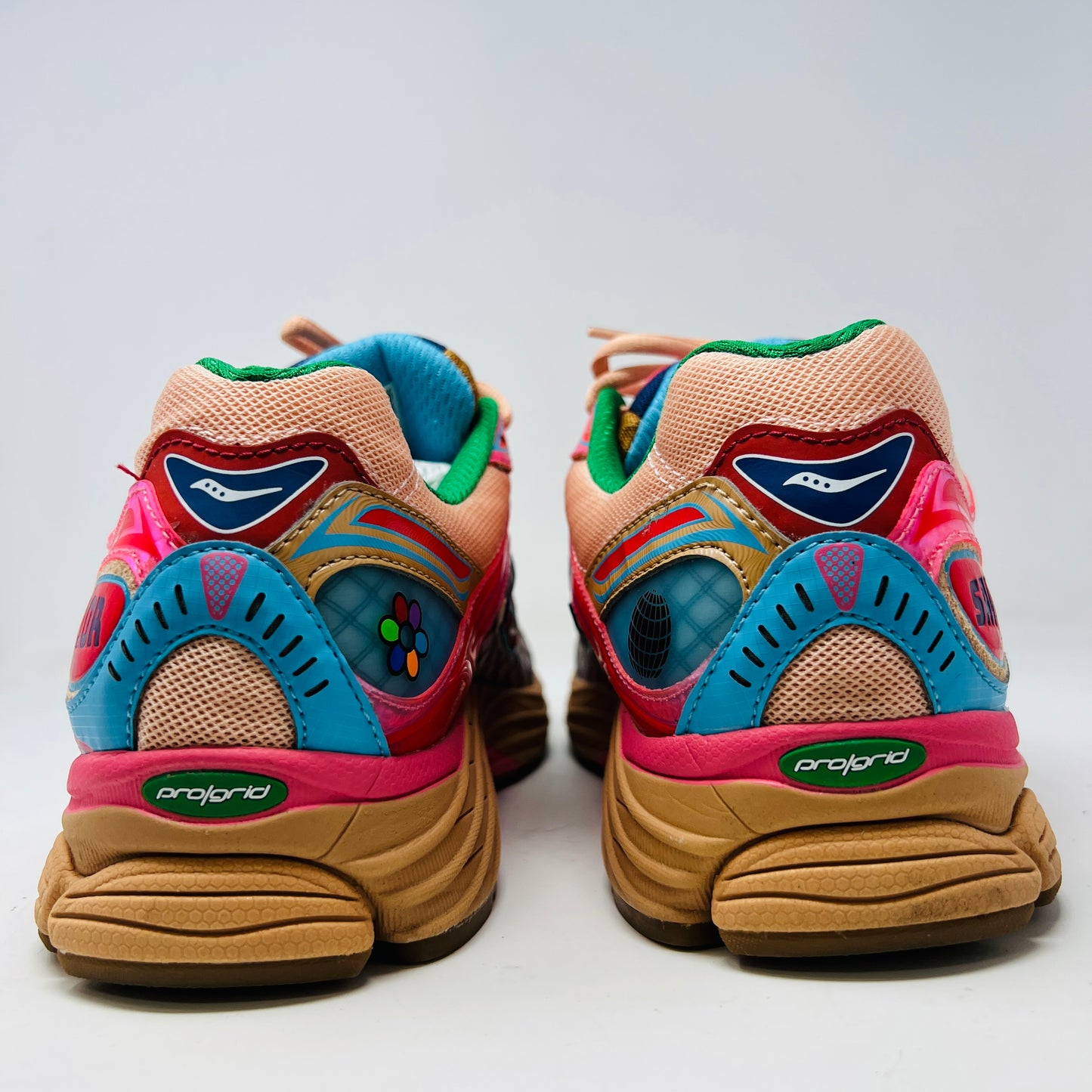 Saucony ProGrid Omni 9 Jae Tips To Do List Tan