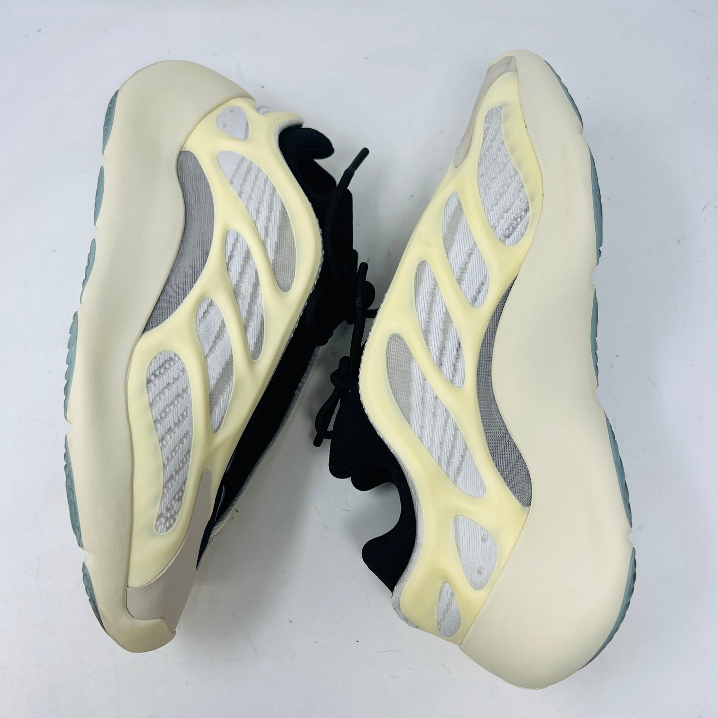 adidas Yeezy 700 V3 Azael