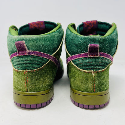 Nike SB Dunk High Skunk 420