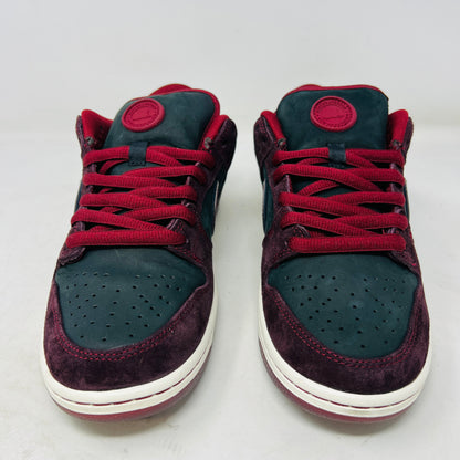 Nike SB Dunk Low Riot Skateshop