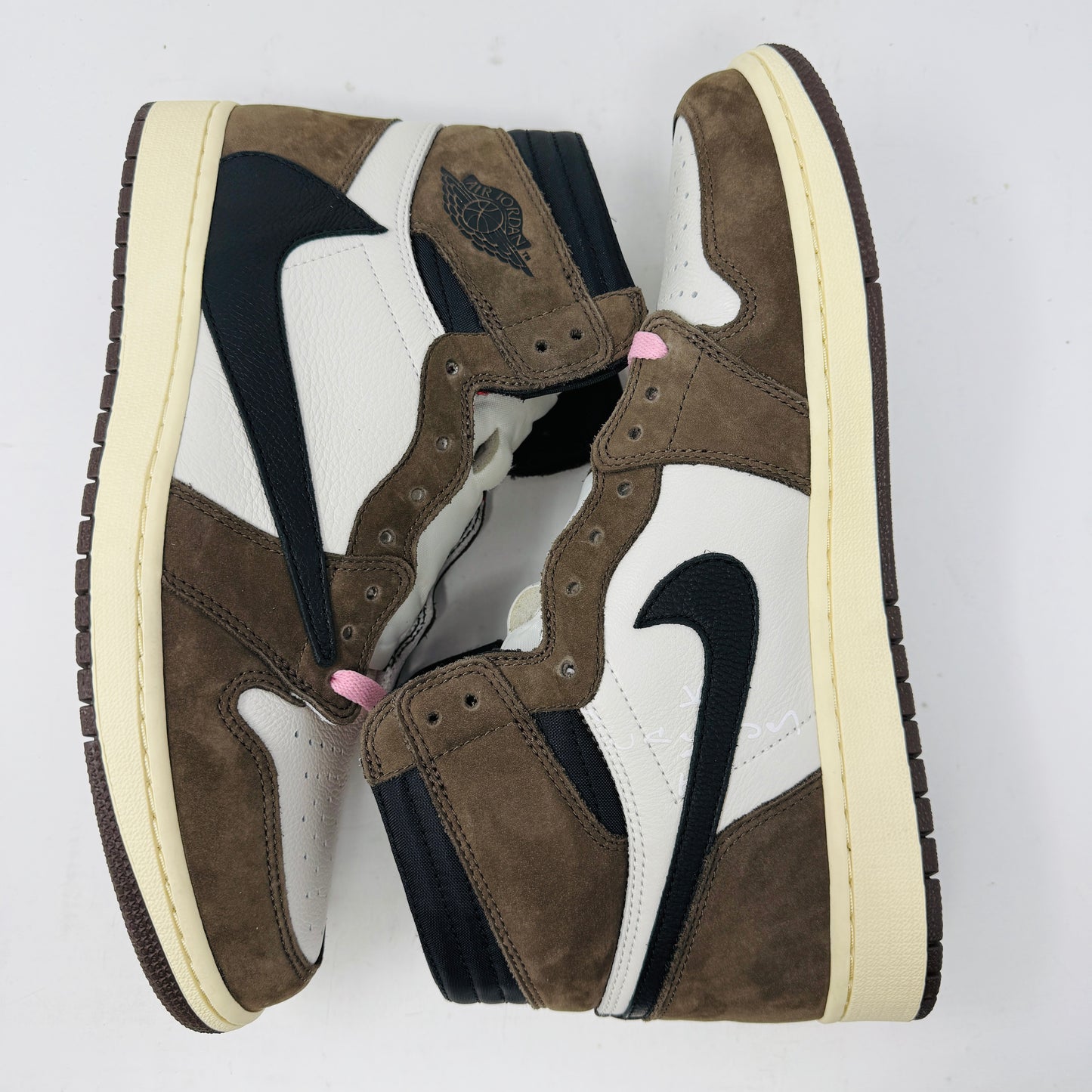 Jordan 1 Retro High OG SP Travis Scott Mocha Sample