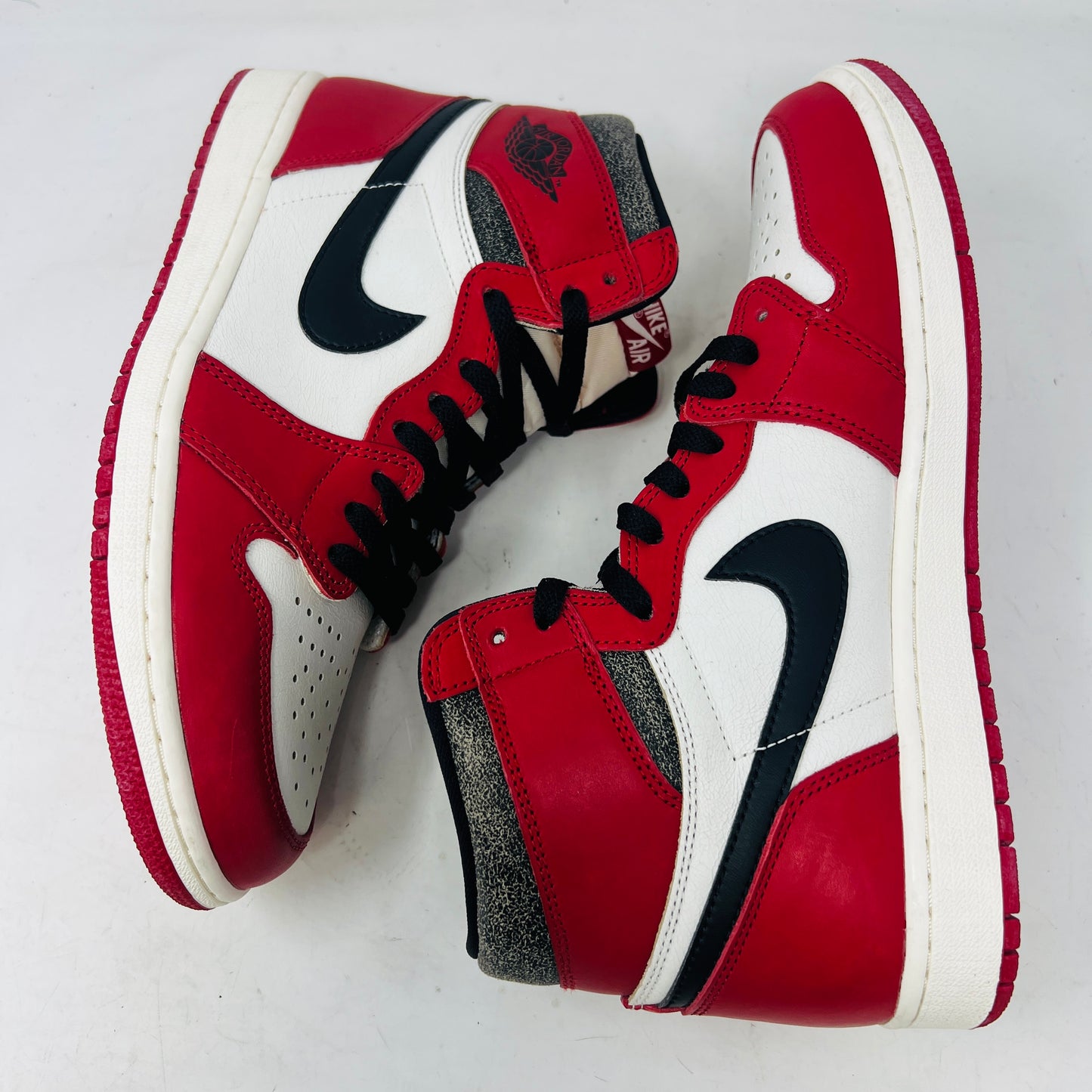 Jordan 1 Retro High OG Chicago Lost and Found