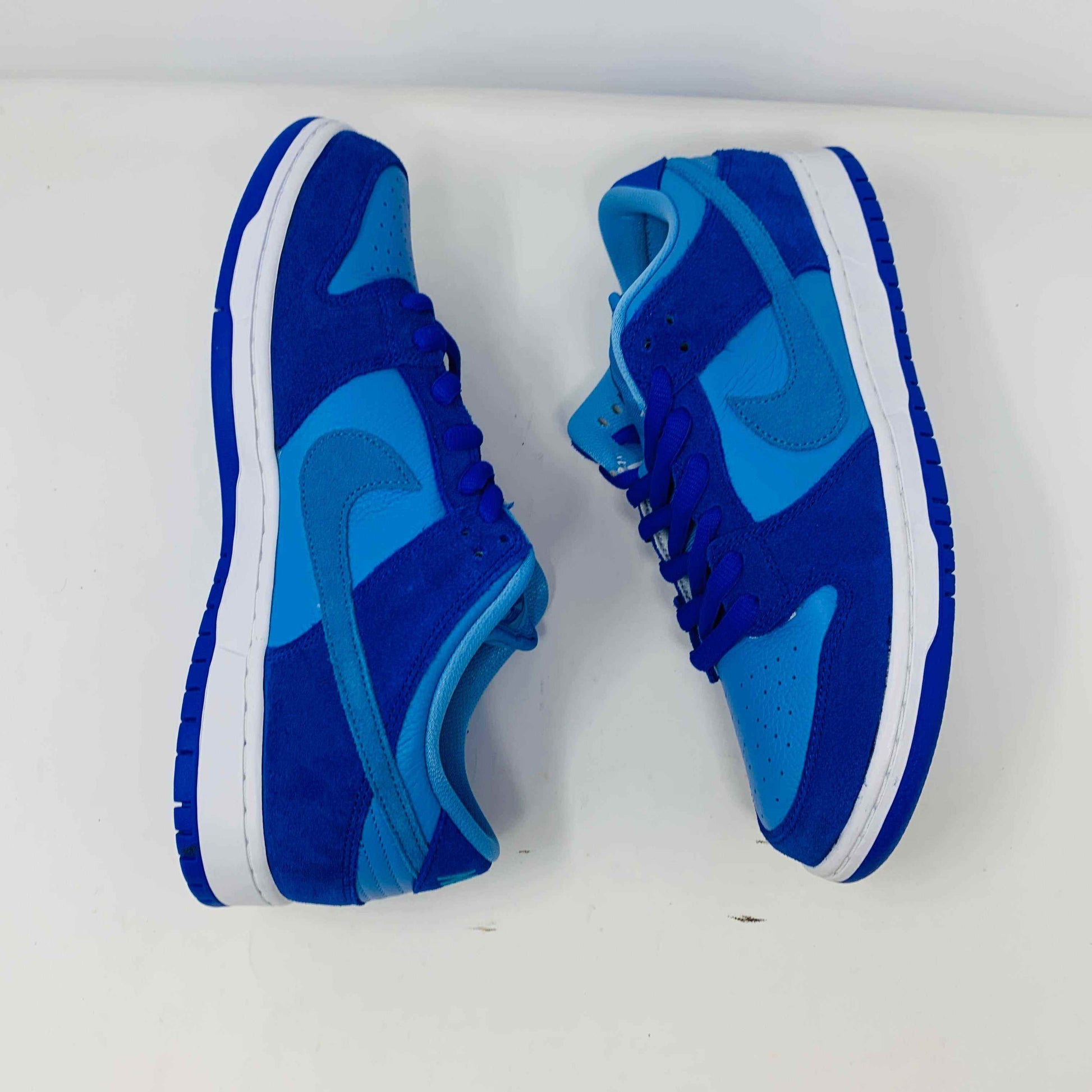 Nike SB Dunk Low Blue Raspberry sneakers, brand new, 2022 release.