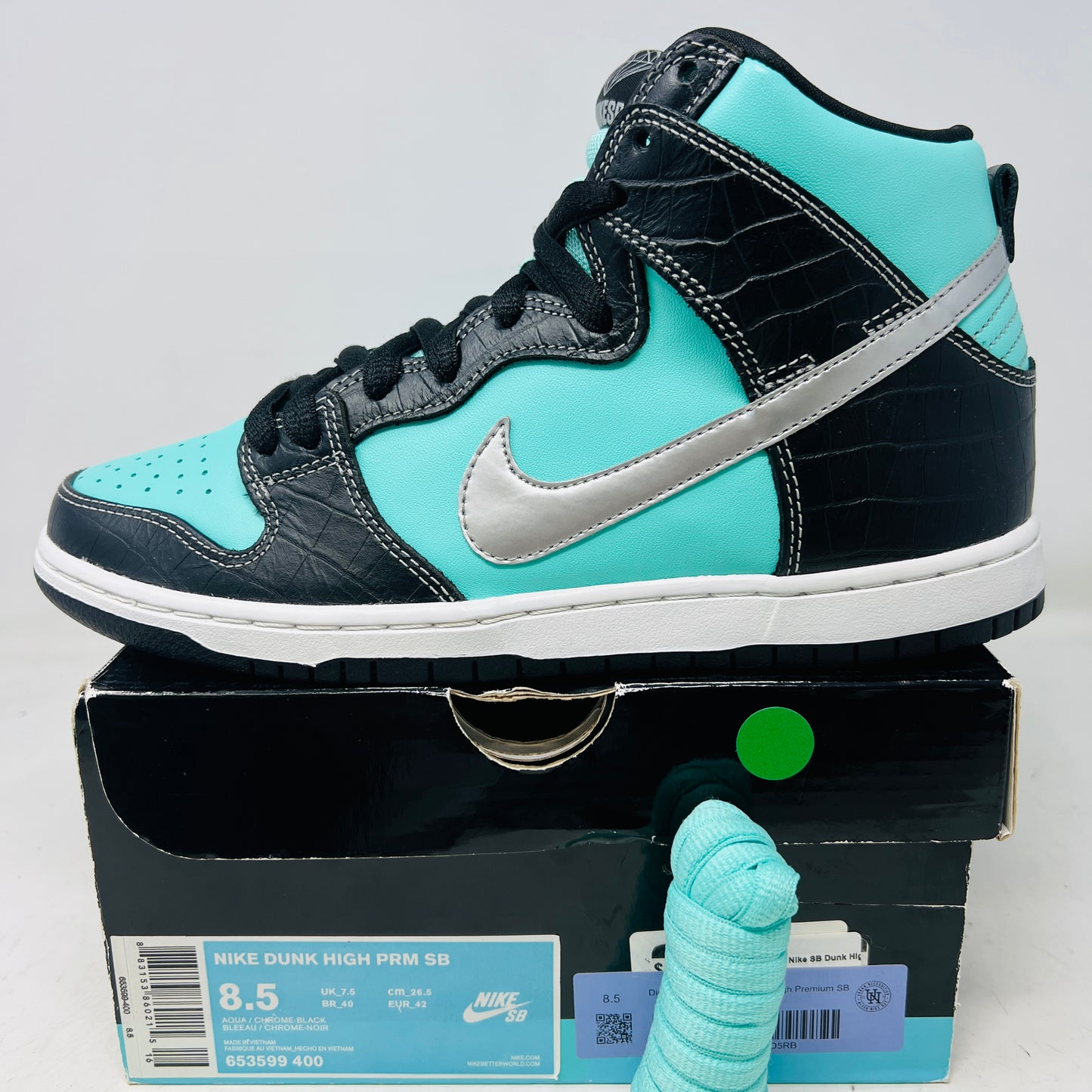 Nike SB Dunk High Diamond Supply Co.