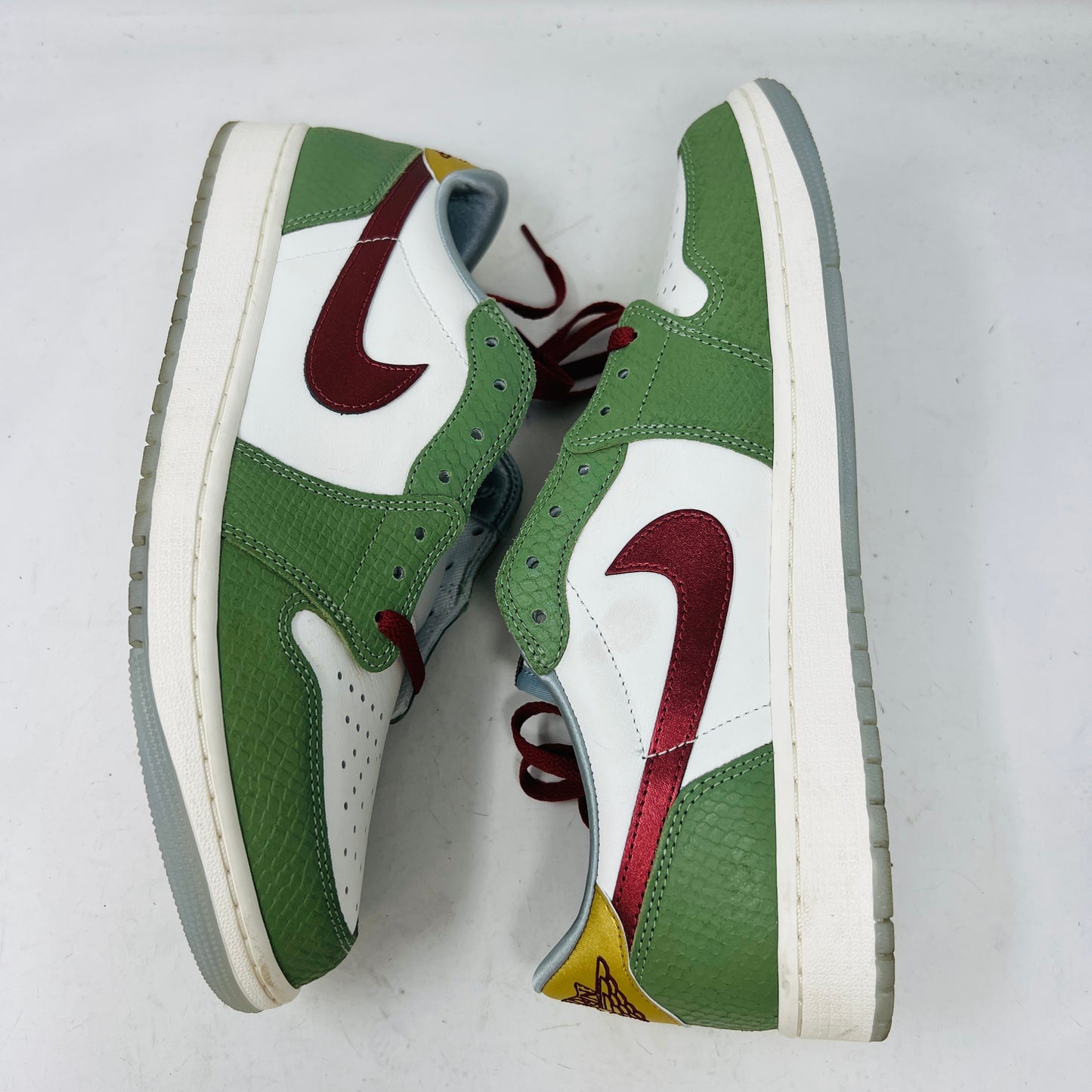 Jordan 1 Retro Low OG Year of the Dragon