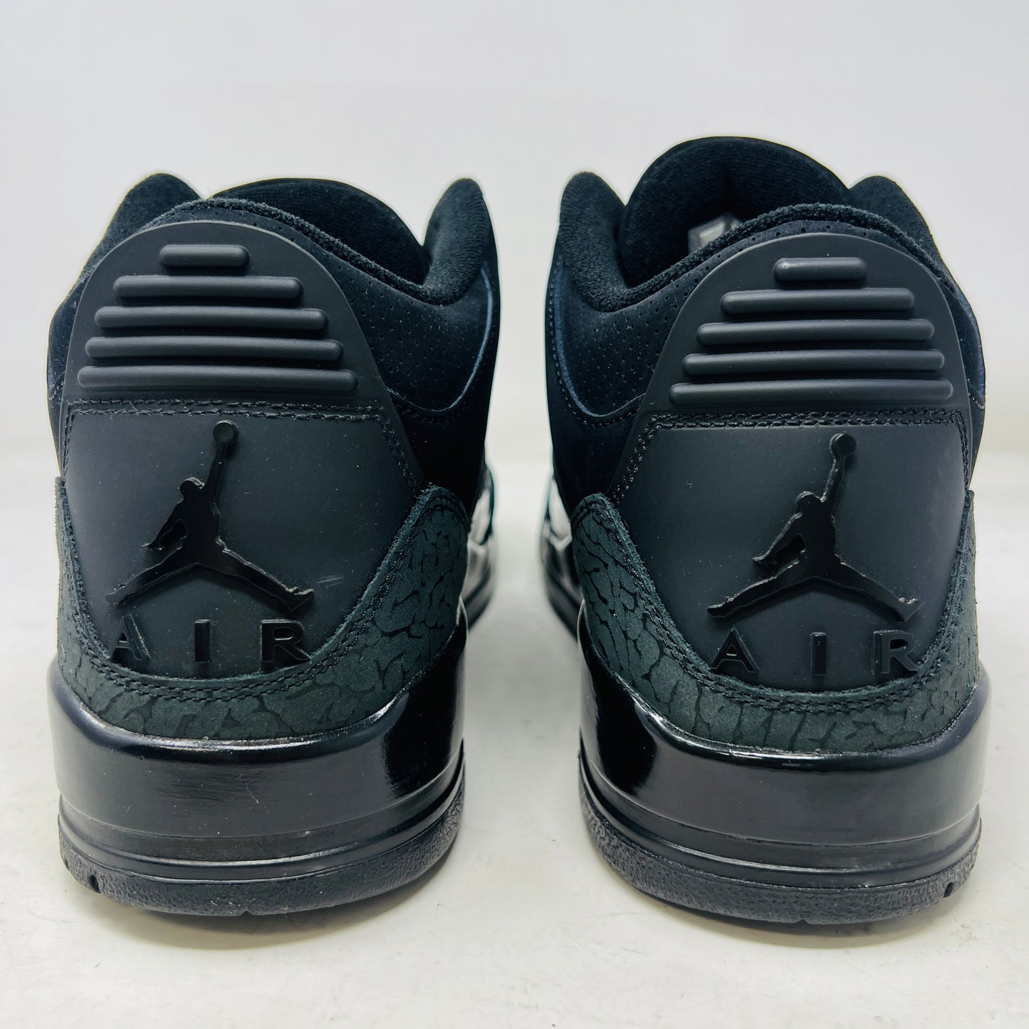 Jordan 3 Retro Black Cat (2025)