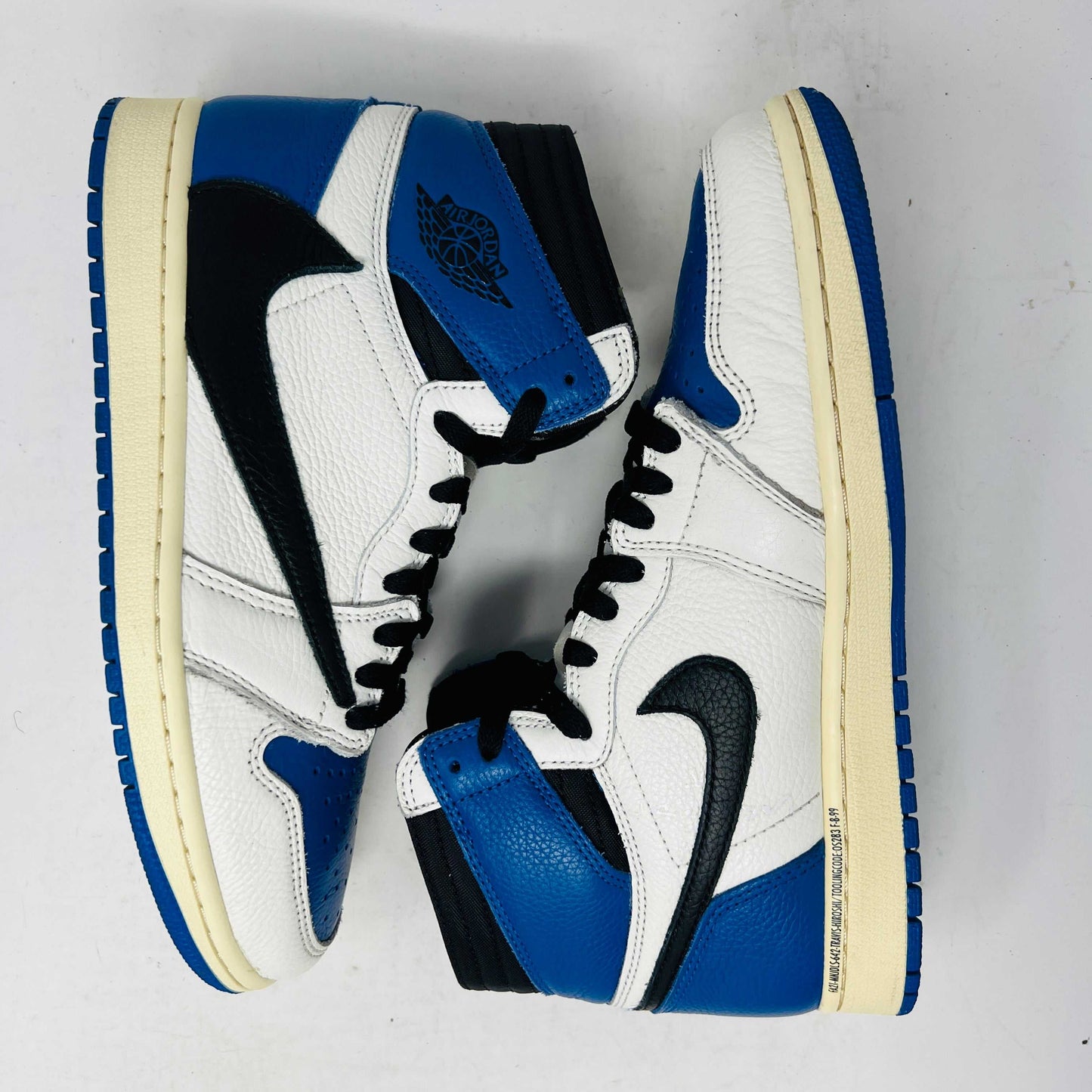 Jordan 1 Retro High OG SP Fragment x Travis Scott