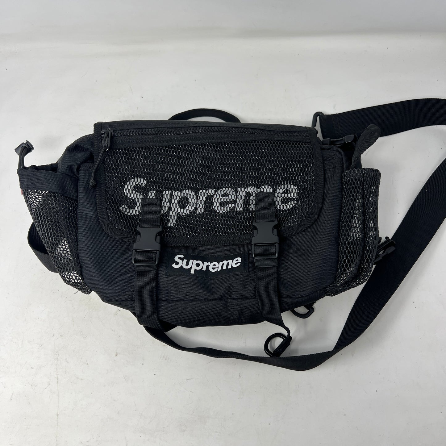 Supreme Waist Bag (SS20) Black