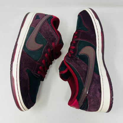 Nike SB Dunk Low Riot Skateshop