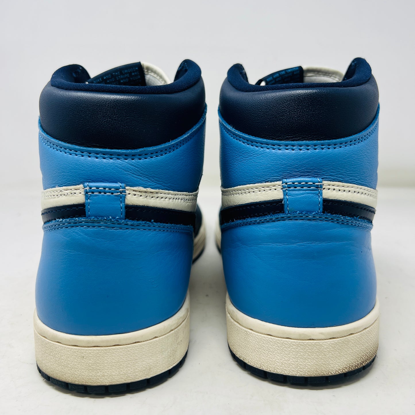 Jordan 1 Retro High Obsidian