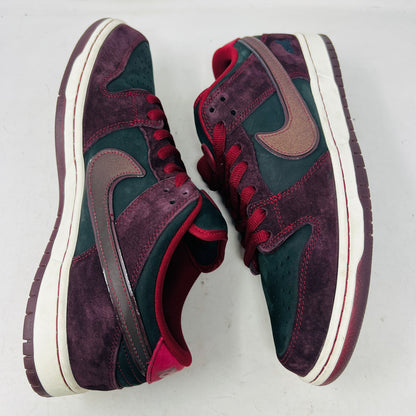 Nike SB Dunk Low Riot Skateshop