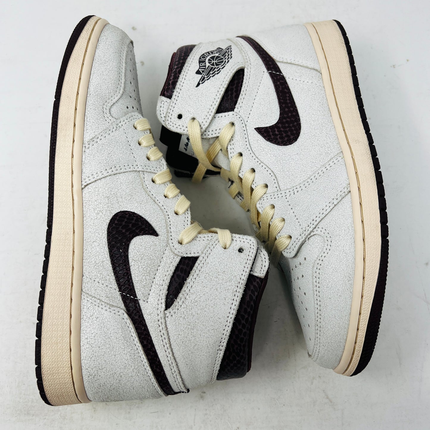 Jordan 1 Retro High OG A Ma Maniére