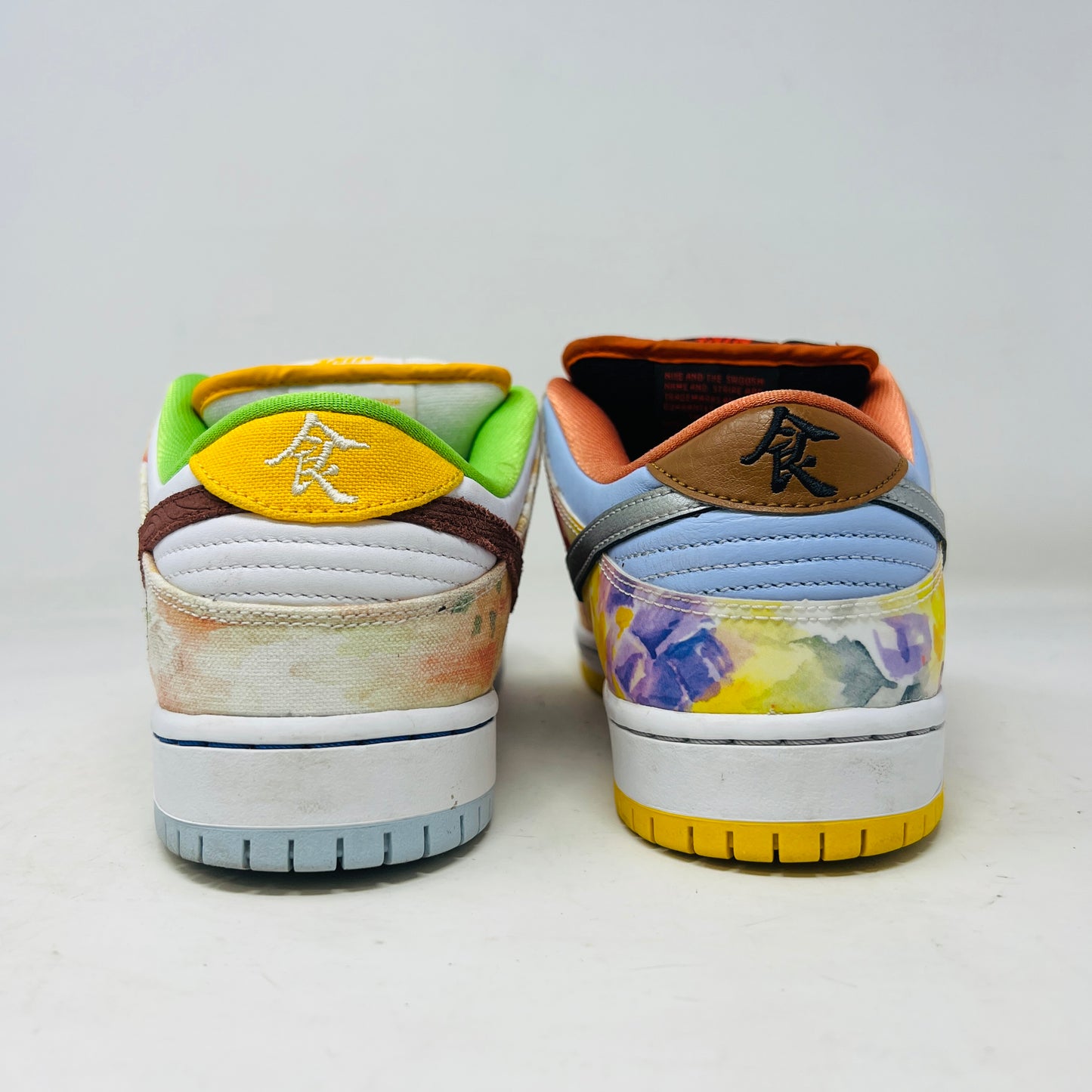 Nike SB Dunk Low Street Hawker (2021)