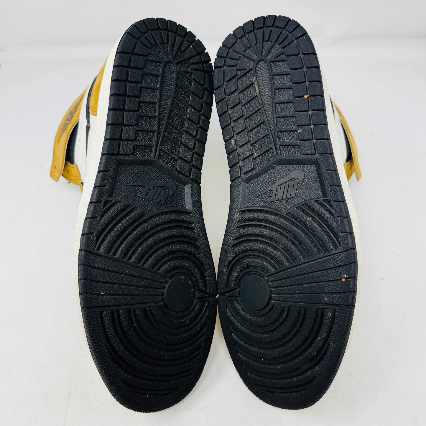 Jordan 1 Retro High Rookie of the Year