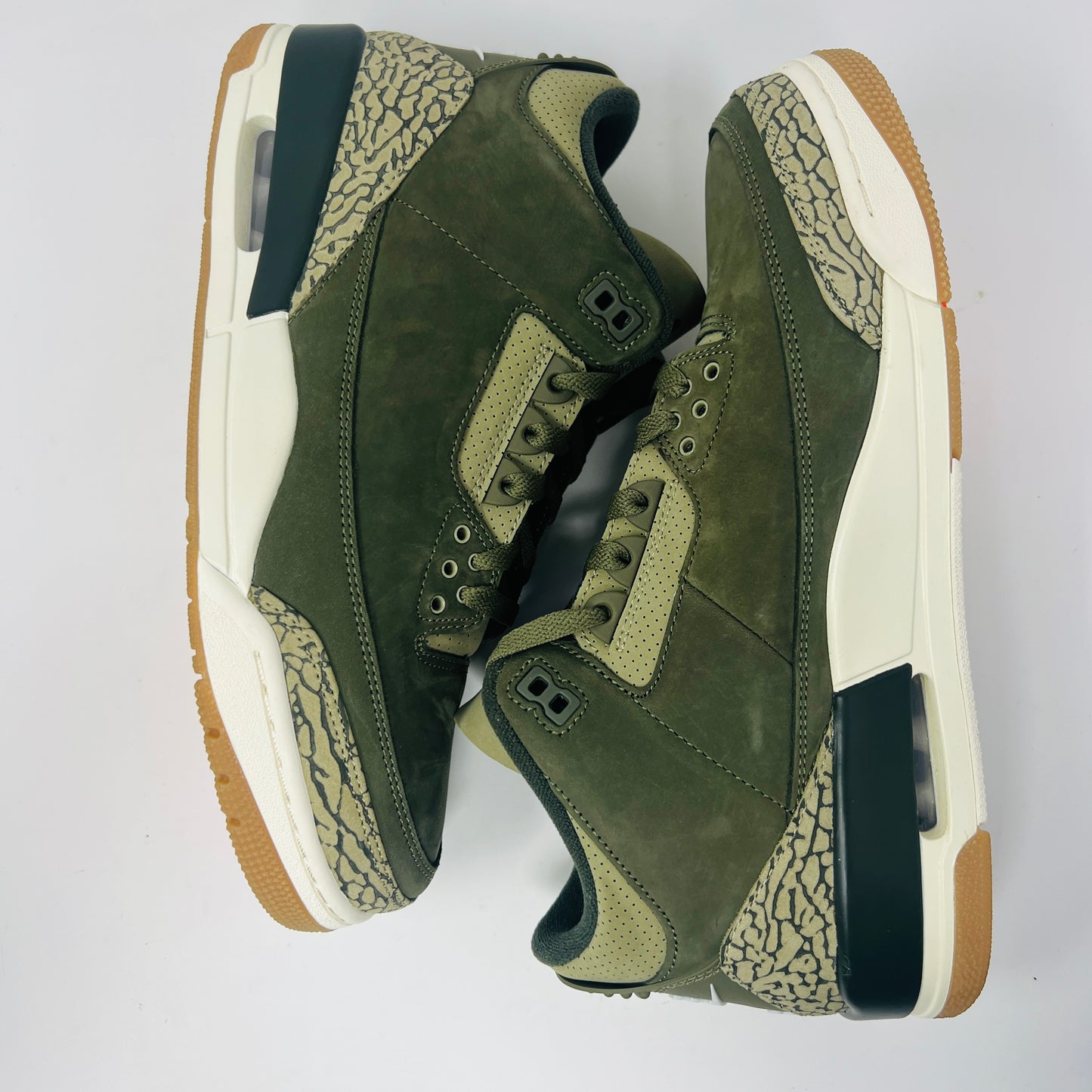 Jordan 3 Retro Family Affair