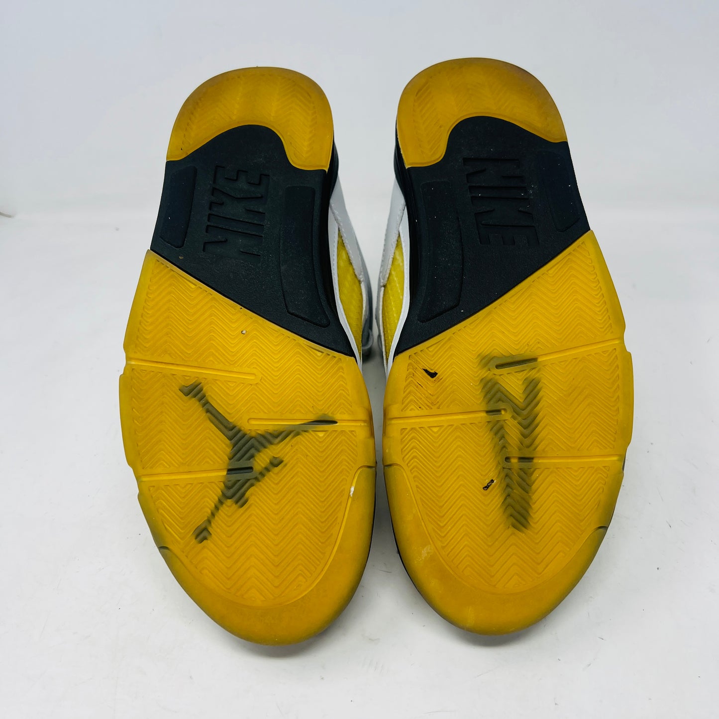 Jordan 5 Retro A Ma Maniére Dawn (Women's)