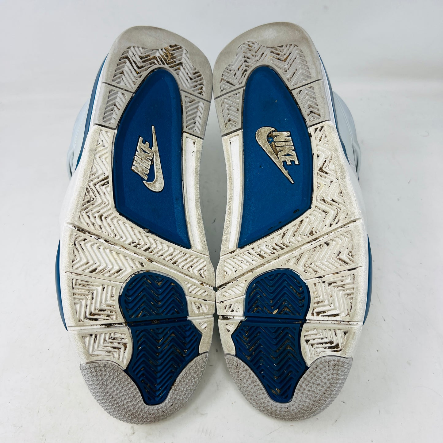 Jordan 4 Retro Military Blue (2024)