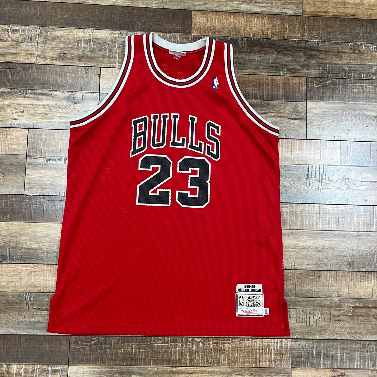Mitchell & Ness Michael Jordan Chicago Bulls 1988-89 Red Jersey