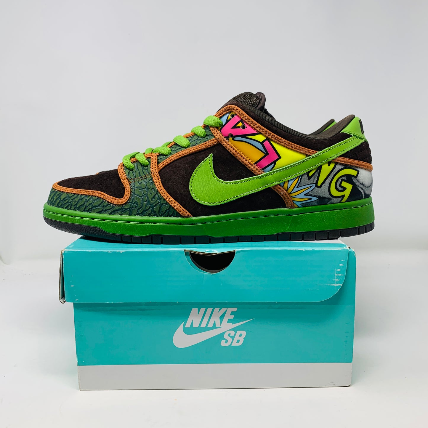 Nike SB Dunk Low De La Soul (2015)