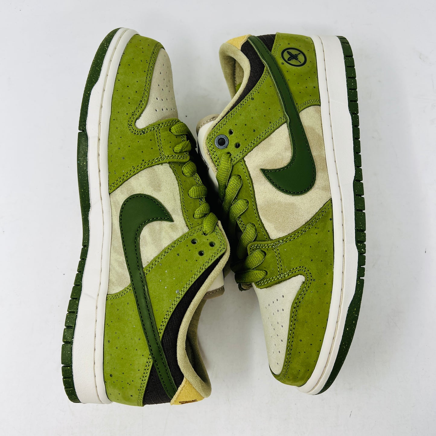 Nike SB Dunk Low Yuto Horigome Asparagus