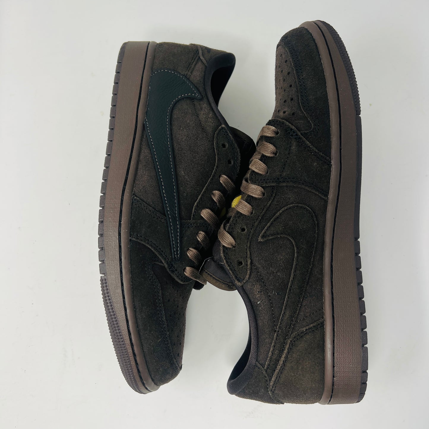 Jordan 1 Retro Low OG SP Travis Scott Velvet Brown