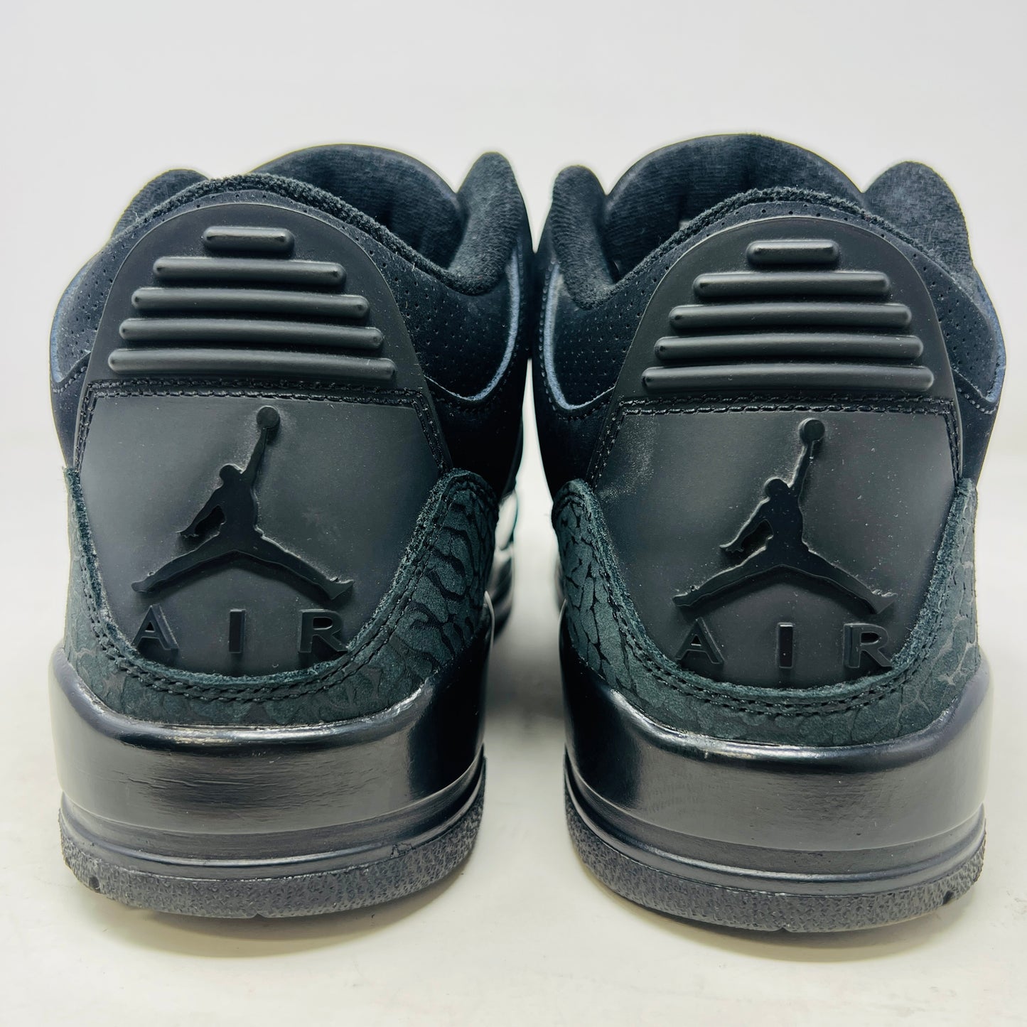 Jordan 3 Retro Black Cat (2025)