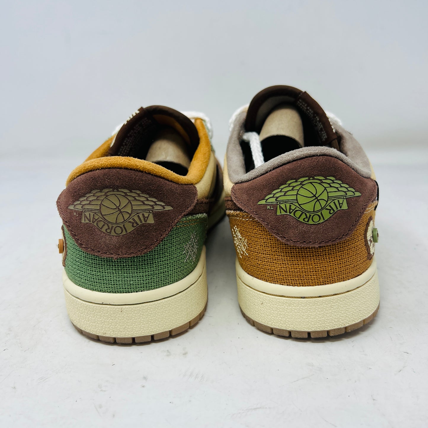 Jordan 1 Retro Low OG Zion Williamson Voodoo