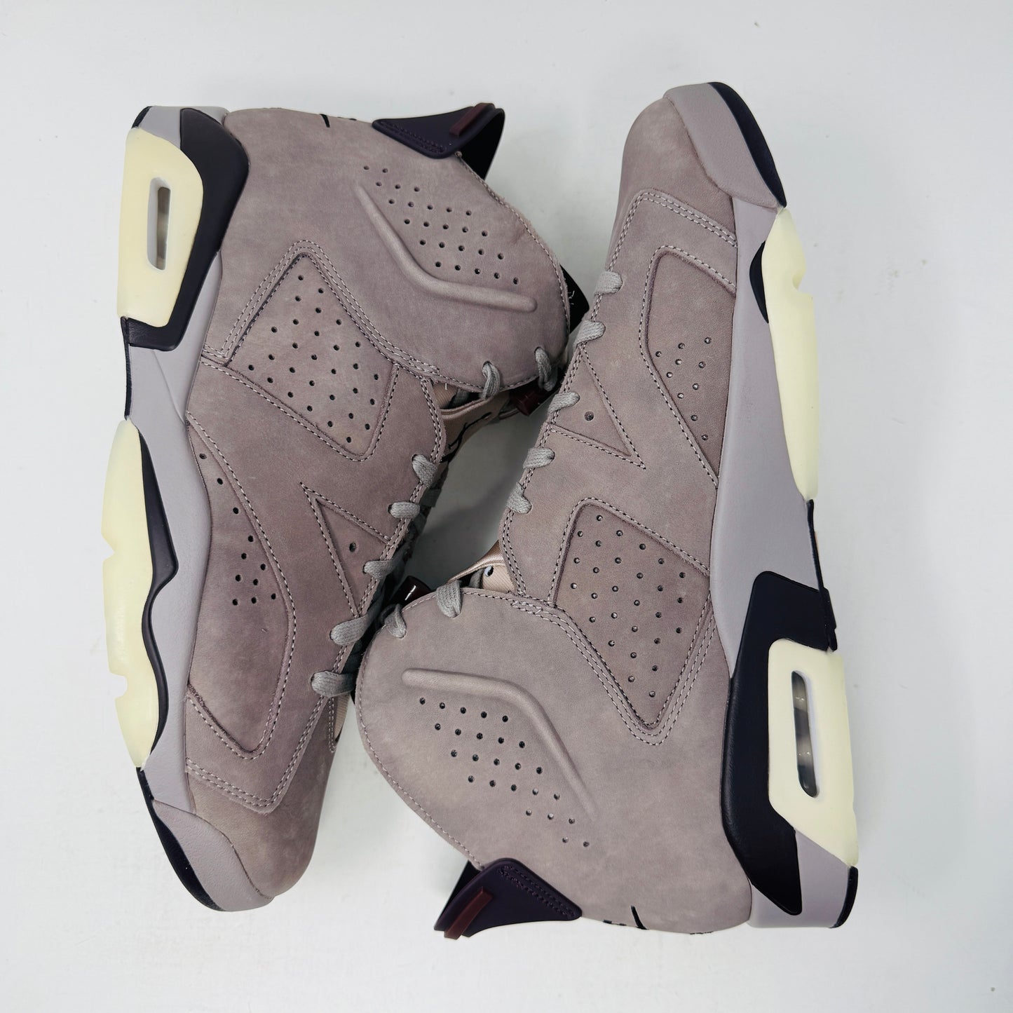 Jordan 6 Retro A Ma Maniére Smokey Mauve