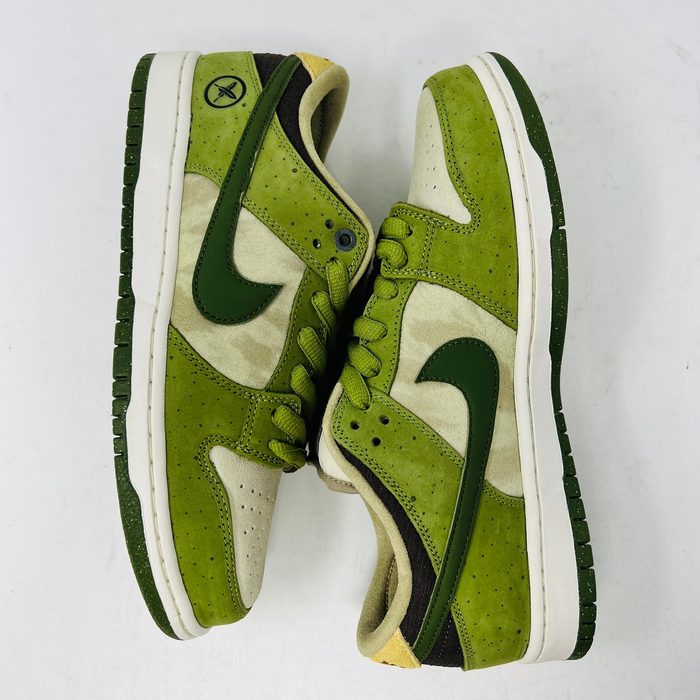 Nike SB Dunk Low Yuto Horigome Asparagus