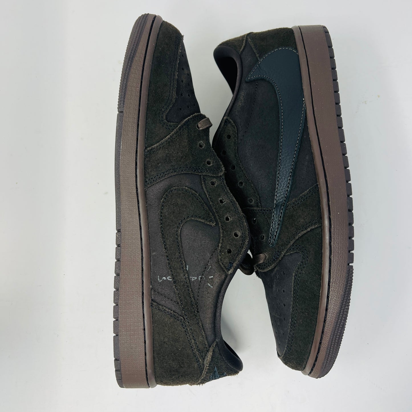 Jordan 1 Retro Low OG SP Travis Scott Velvet Brown