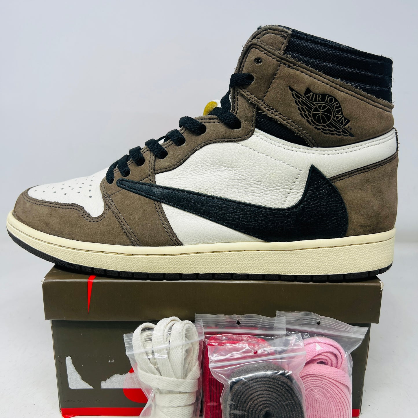 Jordan 1 Retro High OG SP Travis Scott Mocha