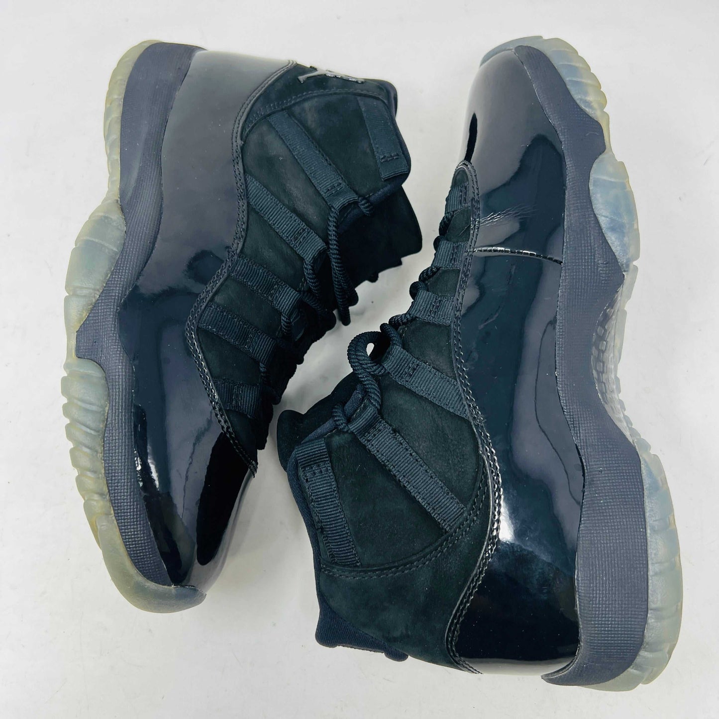 Jordan 11 Retro Cap and Gown