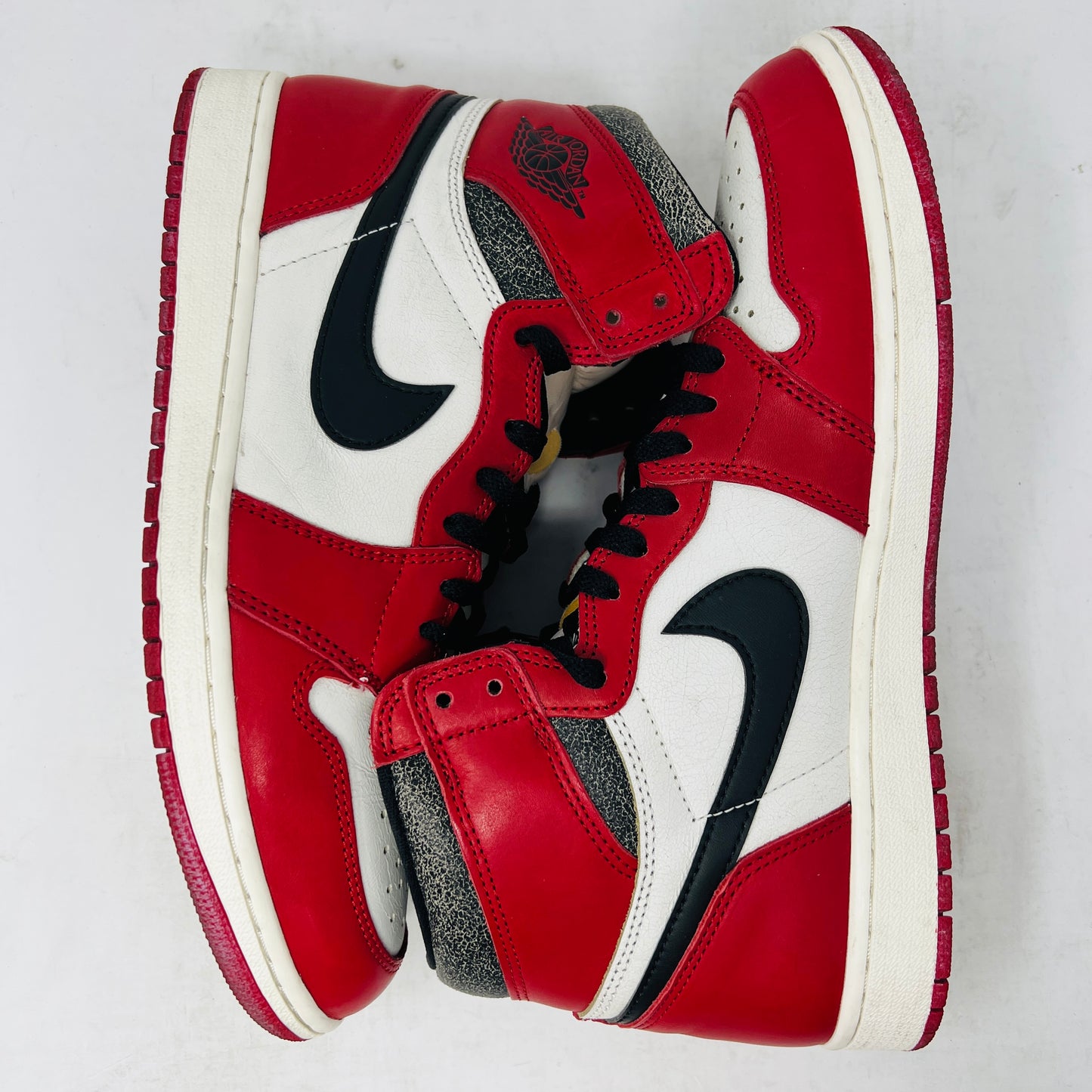 Jordan 1 Retro High OG Chicago Lost and Found