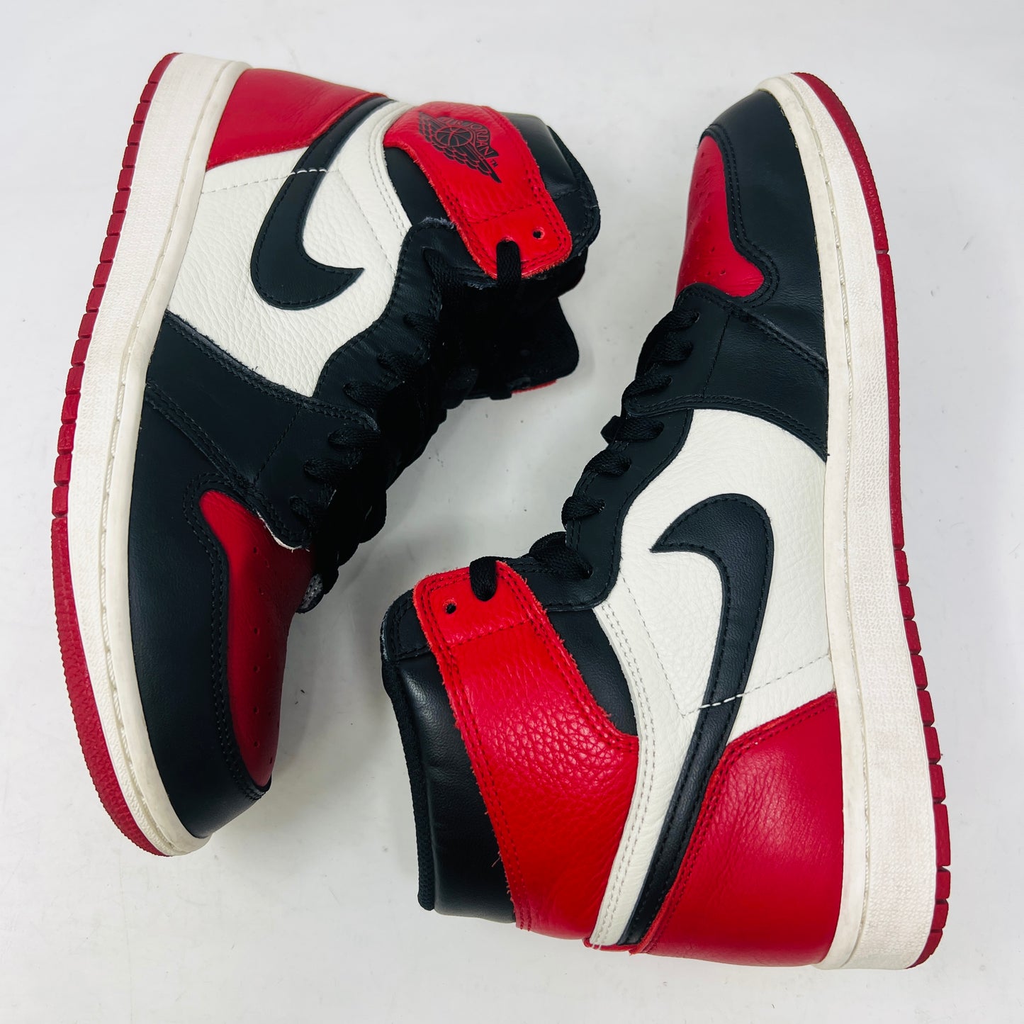 Jordan 1 Retro High Bred Toe