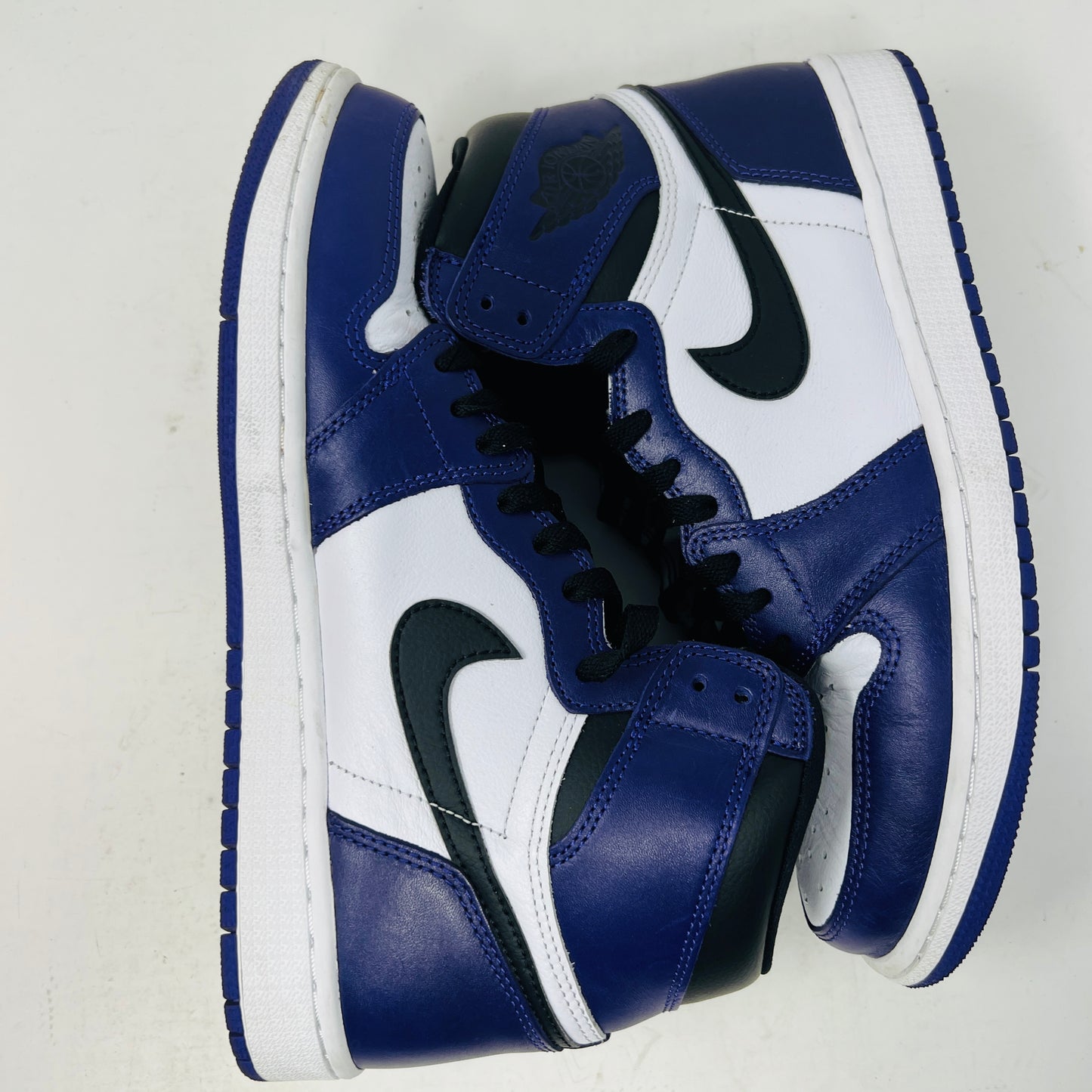 Jordan 1 Retro High Court Purple White